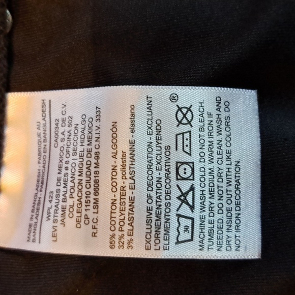 Signature Levi's Strauss totally shaping pull on skinny jeans black women's 14 - Picture 7 of 8